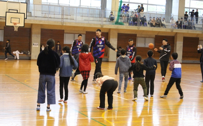 ライジングゼファーフクオカ　小学生とスポーツ交流＋食育の画像17